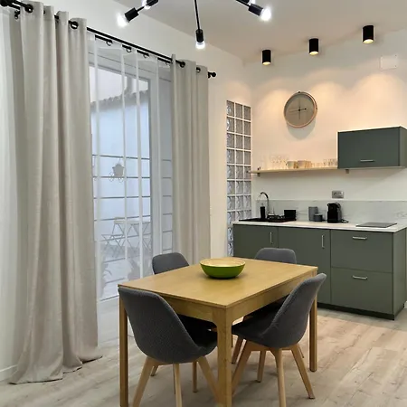 Tezone Seven Apartman Verona