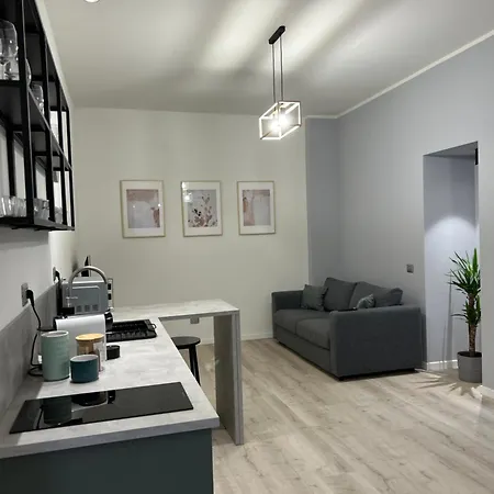 Tezone Seven Apartman *