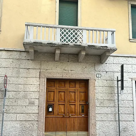 Tezone Seven Apartment Verona